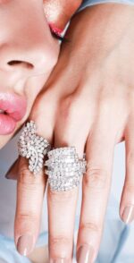 Classic Diamond Ring with Baguette - Image 3