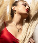 Classic Diamond Necklace with Emerald - Image 2
