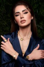 Oummi Diamond Necklace with Fancy Diamond - Image 2