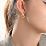 Oummi Diamond Earrings - Image 2